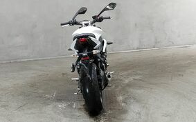 TRIUMPH STREET TRIPLE 85 2014 TTL11