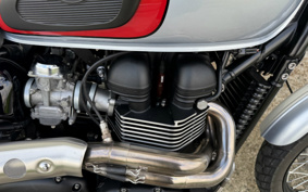 TRIUMPH  TRIUMPH  BONNEVILLE 900 2015 TJ9157