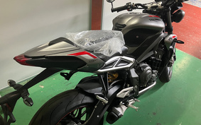 TRIUMPH STREET TRIPLE RS 2020 HDA554