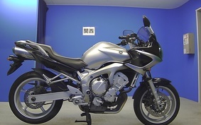 YAMAHA FAZER FZ6 S 2004 RJ07