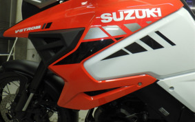 SUZUKI DL1000 ( V-Strom 1000 ) XT 2021 EF11M