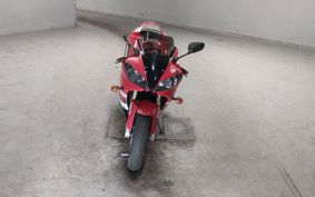YAMAHA YZF-R1 RN04