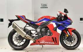 HONDA CBR1000RR R 2022 SC82