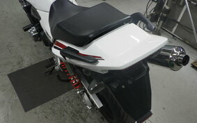 HONDA CB1300SB SUPER BOLDOR A 2013 SC54