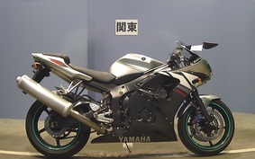 YAMAHA YZF-R6 2003 RJ05