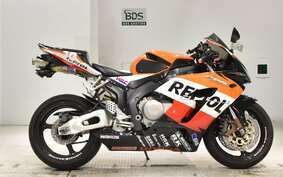 HONDA CBR1000RR 2004 SC57