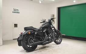 HARLEY XL883N 2019 LE2