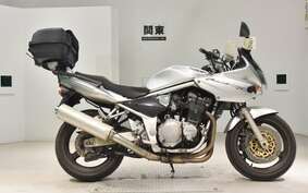 SUZUKI BANDIT 1200 S 2002 GV77A