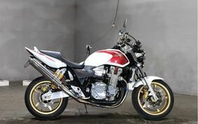 HONDA CB1300SF SUPER FOUR 2006 SC54