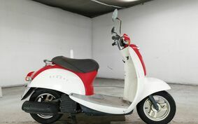 HONDA CREA SCOOPY I AF55