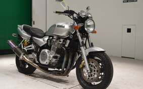 YAMAHA XJR1300 1998 RP01J