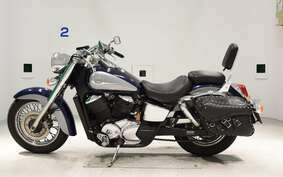 HONDA SHADOW 750 Gen. 2 2001 RC44