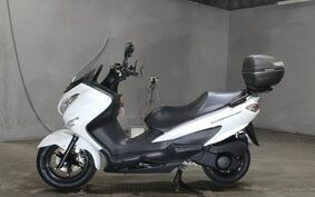 SUZUKI SKYWAVE 200 (Burgman 200) CH41A