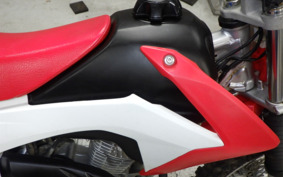 HONDA CRF125F JE03