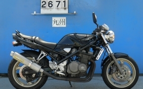 SUZUKI BANDIT 400 GK75A