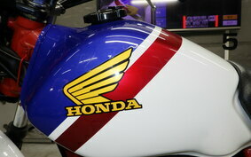 HONDA FTR223 MC34