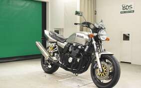 YAMAHA XJR400 R 2002 RH02J