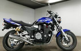 YAMAHA XJR1300 2000 RP03J