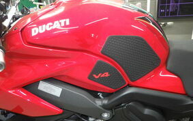 DUCATI STREETFIGHTER V4 S 2023