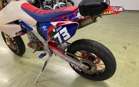 HONDA CRF250X 1988 ME11