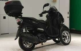 YAMAHA TRICITY 125 SE82J