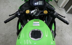 KAWASAKI ZX-25R ZX250E