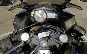 YAMAHA YZF-R3 2015 RH07J