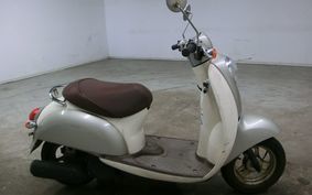 HONDA CREA SCOOPY I AF55