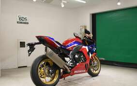 HONDA CBR1000RR RSP 2022 SC82