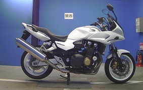 HONDA CB1300SB SUPER BOLDOR A 2012 SC54