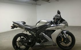 YAMAHA YZF-R1 Fi 2004 RN13