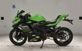 KAWASAKI ZX-25R ZX250E