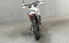 YAMAHA DT200 R 3ET