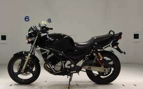 SUZUKI GSX250FX ZR250C