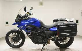 BMW F700GS 2015 0B01