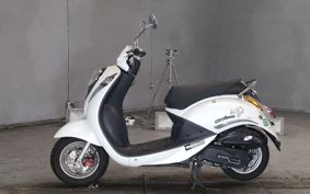 SYM UMI100 HU10W