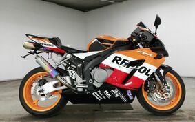 HONDA CBR1000RR 2004 SC57