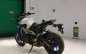 YAMAHA MT-09 A 2015 RN34J