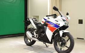 HONDA CBR125R JC50