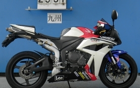 HONDA CBR600RR GEN 3 PC40