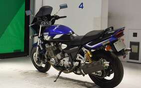 YAMAHA XJR1300 2001