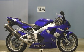 YAMAHA YZF-R1 2006 RN01