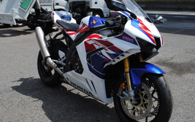 HONDA CBR1000RR-R 30TH 2023 SC82