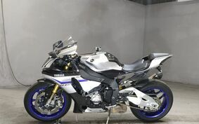 YAMAHA YZF-R1 M 2015 RN40