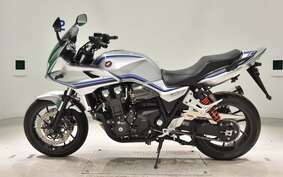 HONDA CB1300SB SUPER BOLDOR EP 2023 SC54