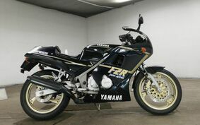 YAMAHA FZR250 2KR