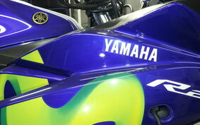 YAMAHA YZF-R25 RG10