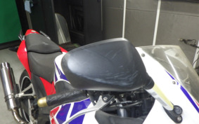 HONDA CBR250R GEN 3 MC41