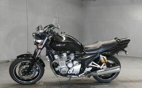 YAMAHA XJR1300 2016 RP03J