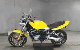 SUZUKI BANDIT 250 GJ77A